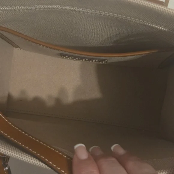 Tory Burch blake canvas Tan and Cream tote bag with brown strap - Picture 9 of 9